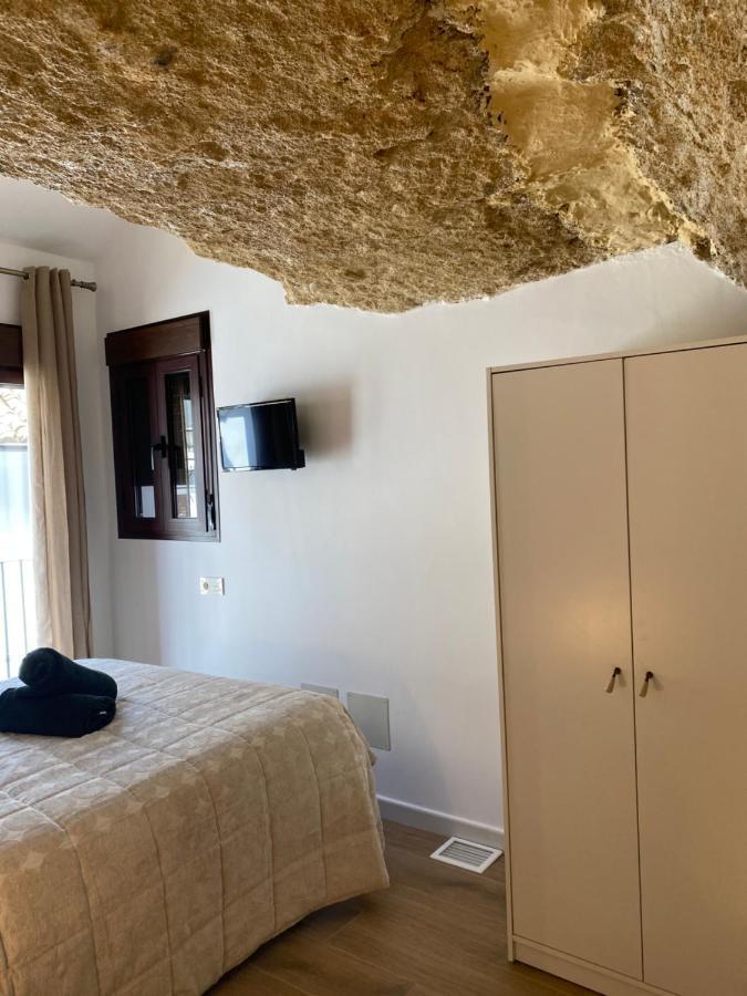 הוילה Setenil De Las Bodegas Casa Cueva “El Refugio En La Cueva” מראה חיצוני תמונה